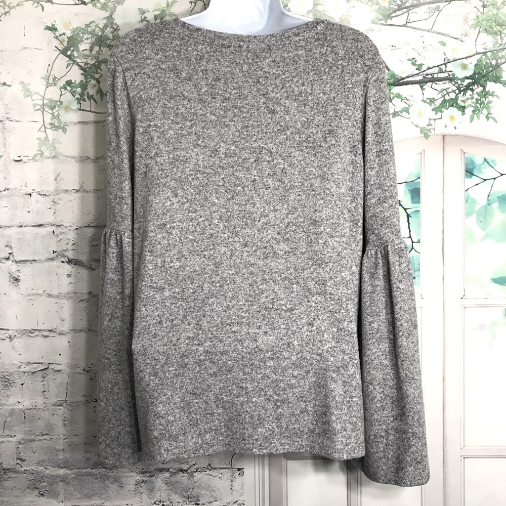 Zara Gray Knit Flute/Bell Sleeve Sweater Sz Small - Picture 6 of 8